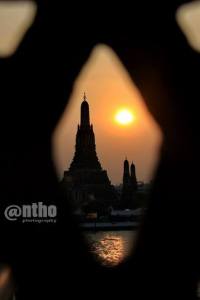 Wat Arun's silhouette